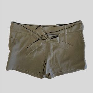 bow tie belt “paper bag” shorts